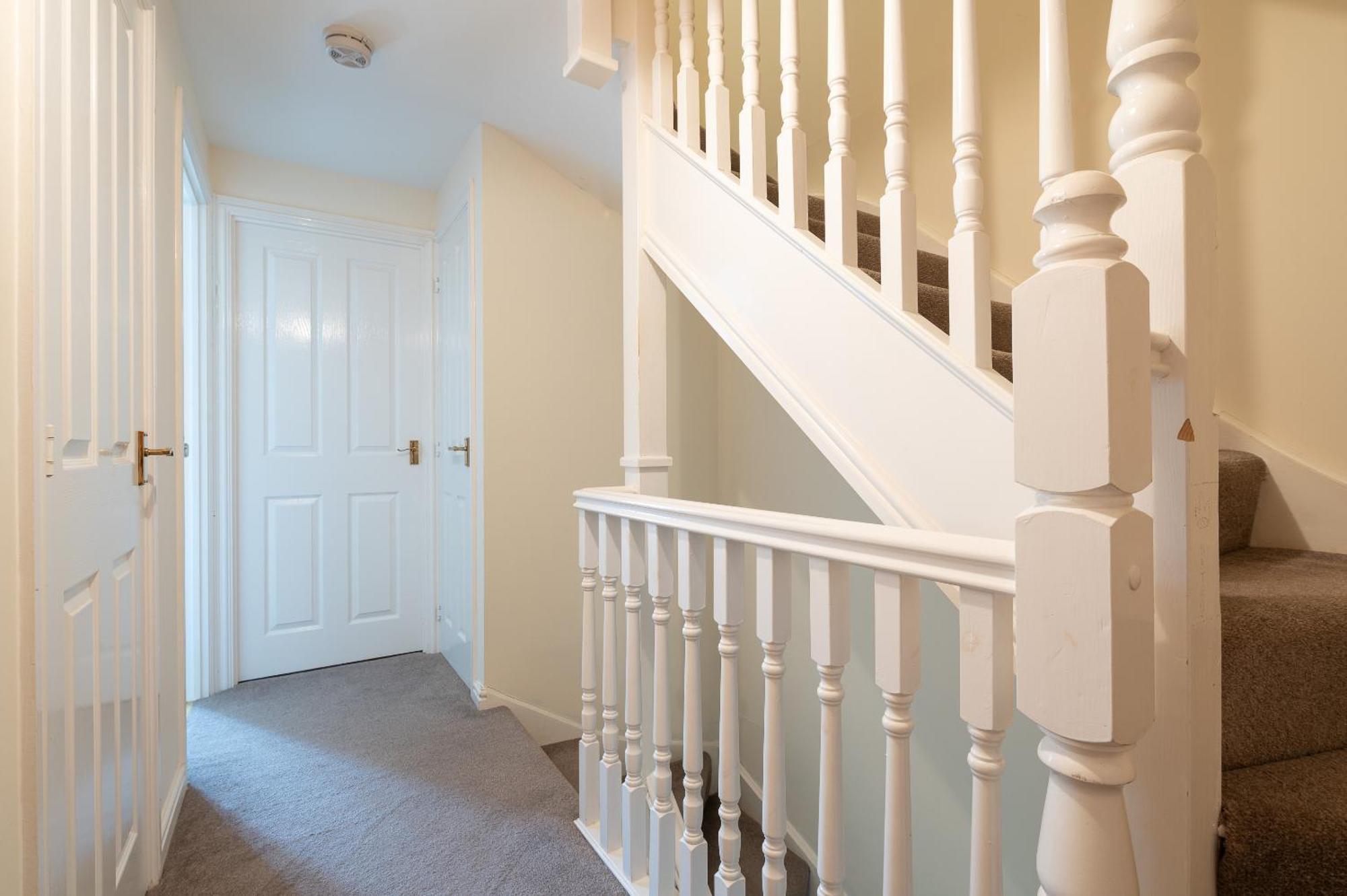 Spacious 4 Bedroom, Perfect For Contractors, Families, Private Parking Royal Wootton Bassett Dış mekan fotoğraf